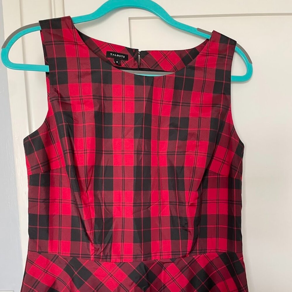 Talbots red and black Christmas peplum top size 6